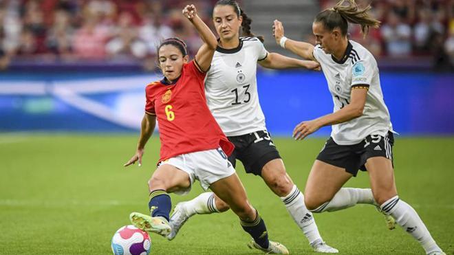 España acusa la falta de gol ante Alemania y se jugará el billete con Dinamarca