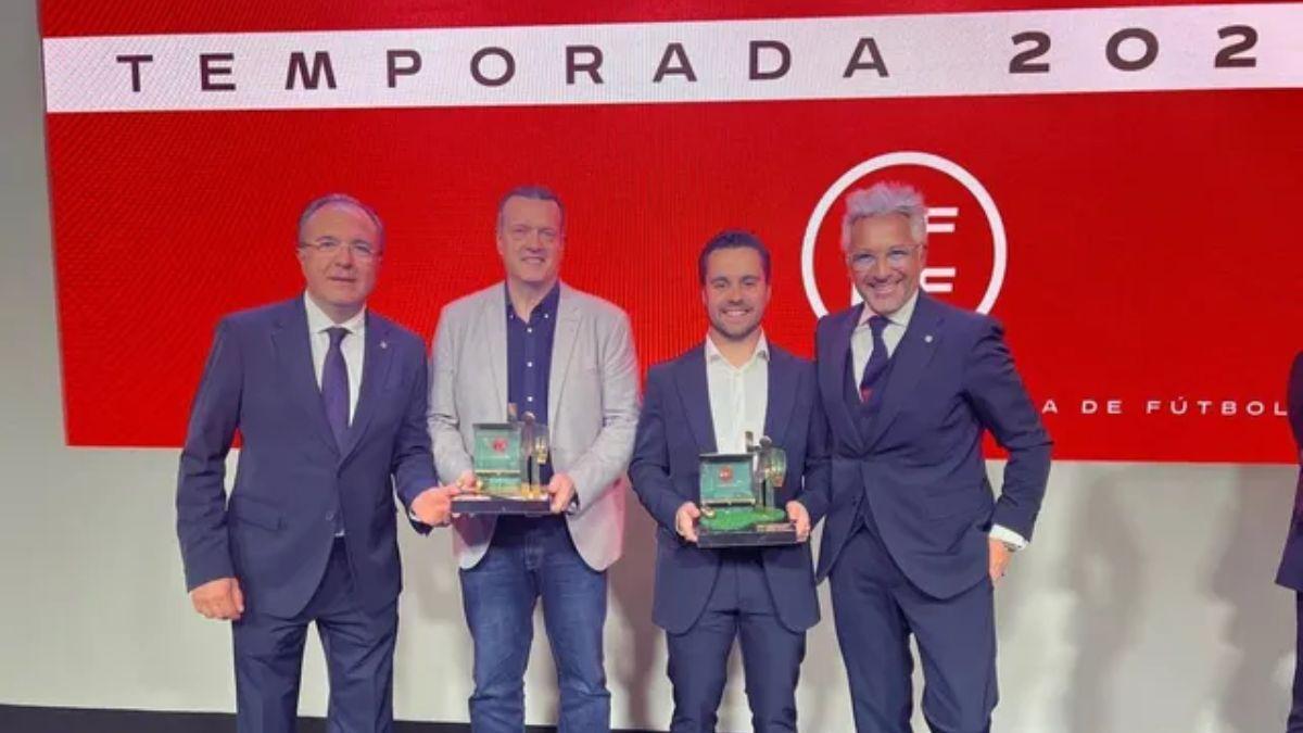 Jonathan Giráldez y Jesús Velasco, distinguido por sus éxitos al frente del femenino y el fútbol sala del Barça