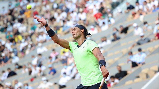Rafa Nadal se enfrenta a Novak Djokovic en la semifinal de Roland Garros 2021 Rafa Nadal se enfrenta a Novak Djokovic en la semifinal de Roland Garros 2021