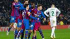 Resumen, goles y highlights del FC Barcelona 3 - 2 Elche de la jornada 18 de LaLiga Santander
