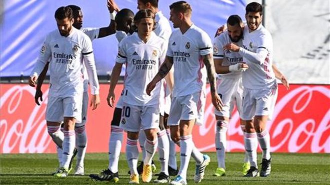 El Real Madrid superó con claridad al Valencia El Real Madrid superó con claridad al Valencia
