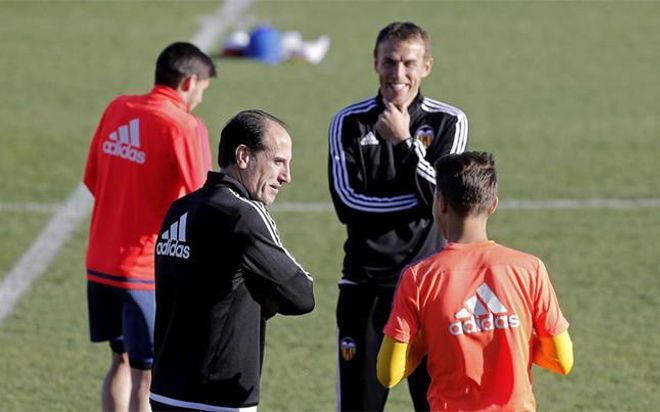 Voro, durante un entrenamiento en su última etapa como entrenador del Valencia Voro, durante un entrenamiento en su última etapa como entrenador del Valencia