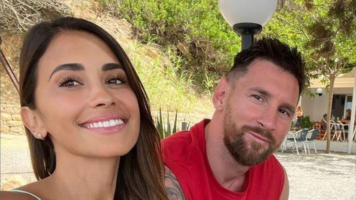 Messi y Antonela en Ibiza. Messi y Antonela en Ibiza.