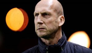 El Cincinnati se equivoca anunciando a Stam como entrenador con la foto de otro calvo El Cincinnati se equivoca anunciando a Stam como entrenador con la foto de otro calvo