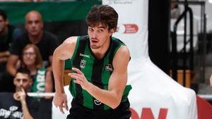 Busquets seguirá vinculado a la Penya hasta 2022 Busquets seguirá vinculado a la Penya hasta 2022