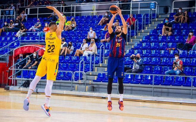 Nikola Mirotic aportó puntos y energía al equipo Nikola Mirotic aportó puntos y energía al equipo