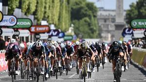 El Tour de Francia 2022 femenino ya está en marcha
