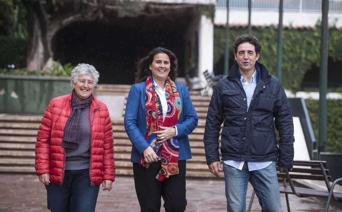 Tomás Carbonell, vicepresidente segundo de la RFET, junto a las ex tenistas Conchita Martínez y Carmen Perea, en una imagen de archivo.