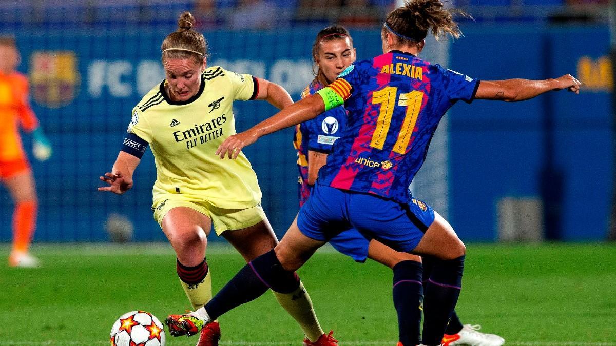 Barcelona making moves to sign Arsenal star Vivianne Miedema