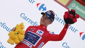 Evenepoel sigue como líder de la clasificación general de la Vuelta