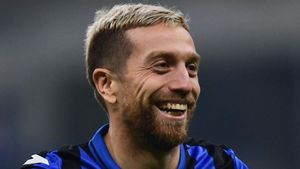 La llegada del Papu Gómez a LaLiga podría ser inminente La llegada del Papu Gómez a LaLiga podría ser inminente