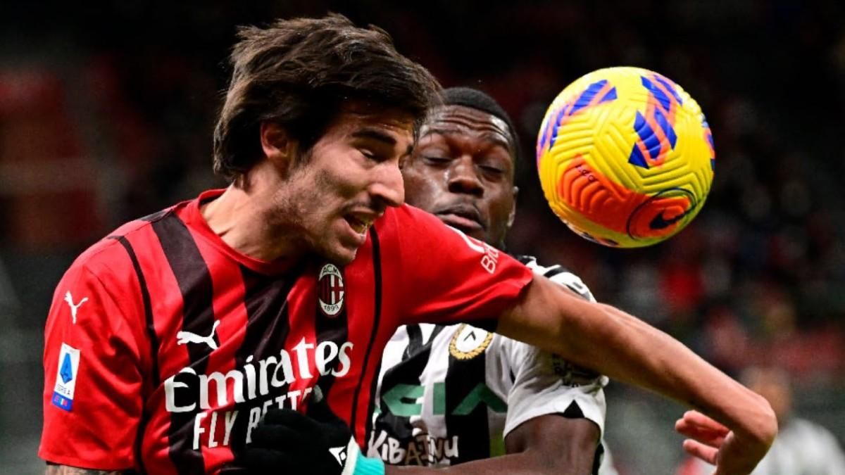 Tonali, ante el Udinese Tonali, ante el Udinese
