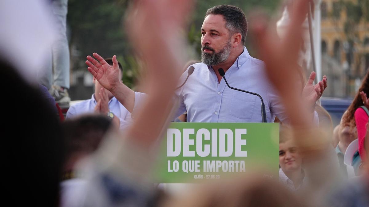 Pactos PP-Vox |  Abascal aconsejó que el pacto de Baleares sin Vox en el Gobierno «no va a servir en otros lugares»