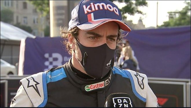 Fernando Alonso adquiere un coche personalizado que se convierte en la envidia de todos Fernando Alonso adquiere un coche personalizado que se convierte en la envidia de todos