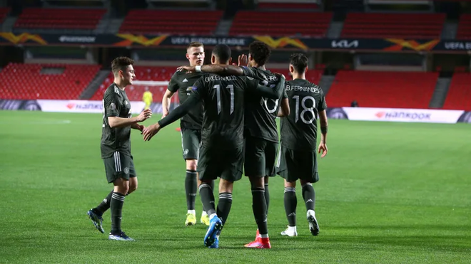 Un segundo gol sobre el final ha colocado al Manchester United con un pie dentro de las semifinales Un segundo gol sobre el final ha colocado al Manchester United con un pie dentro de las semifinales