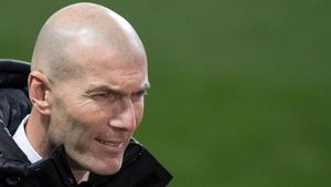 Zidane, de nuevo en la picota Zidane, de nuevo en la picota