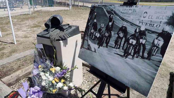 El monumento dedicado a Ángel Nieto en el circuito del Jarama El monumento dedicado a Ángel Nieto en el circuito del Jarama