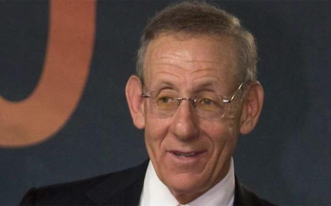 La NFL suspende al dueño de los Dolphins durante un año