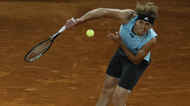 Zverev – Tsitsipas, semifinales del Masters 1000 de Madrid, en directo y online