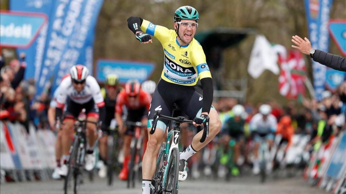El alemán Schachmann gana la tercera etapa de la Itzulia 2019 El alemán Schachmann gana la tercera etapa de la Itzulia 2019