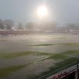 Así estaba el estadio Municipal de Olot bajo la tormenta