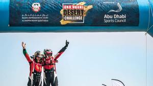 Yazeed Al-Rajhi y Timo Gottschalk celebran el triunfo en Abu Dhabi