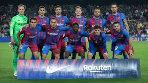 Una formación del FC Barcelona 2021-22