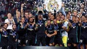 Ramos levantó la cuarta Supercopa de Europa del Real Madrid en 2017