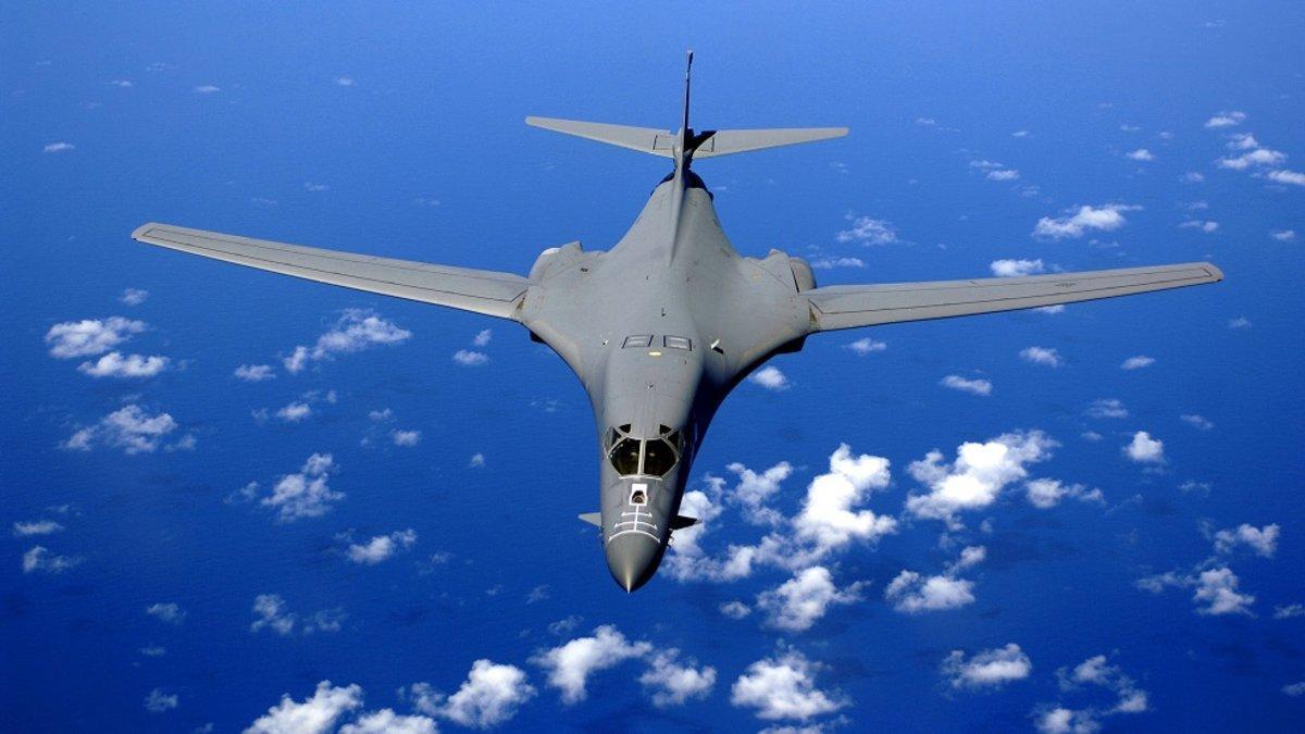 El Bombardero B-1B Lancer Podría Disparar Misiles Hipersónicos