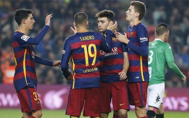 Sandro y Munir anotaron cinco de los seis goles del FC Barcelona ante el CF Villanovense Sandro y Munir anotaron cinco de los seis goles del FC Barcelona ante el CF Villanovense
