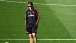 Lopetegui, durante el entrenamiento de esta mañana Lopetegui, durante el entrenamiento de esta mañana