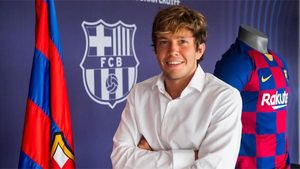 Sergi Rosanas, el día de su renovación Sergi Rosanas, el día de su renovación