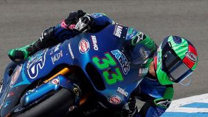 Bastianini negociando una curva de izquierdas Bastianini negociando una curva de izquierdas