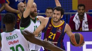 Abrines, en una acción del partido frente al Zalgiris Abrines, en una acción del partido frente al Zalgiris
