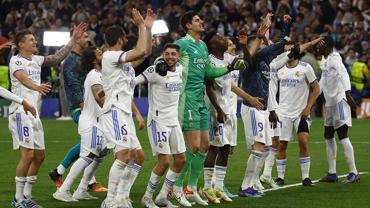 Los jugadores del Real Madrid celebrando el pase a la final de Champions