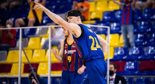 Kuric fue un ciclón en el tercer cuarto y llevó al Barça a semifinales Kuric fue un ciclón en el tercer cuarto y llevó al Barça a semifinales