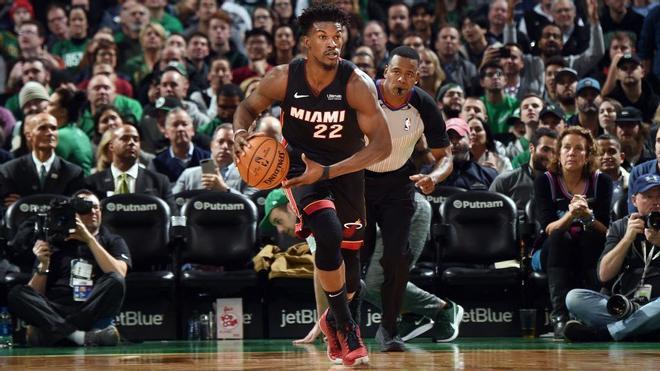 Miami anula a los Bulls y da un golpe en la mesa en el Este