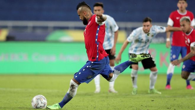 Arturo Vidal falló un penalti ante Argentina Arturo Vidal falló un penalti ante Argentina