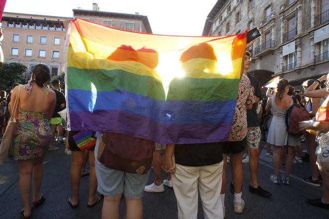 El Consejo de Estado advierte sobre la ley trans aconsejando requerir un informe judicial hasta los 18 años