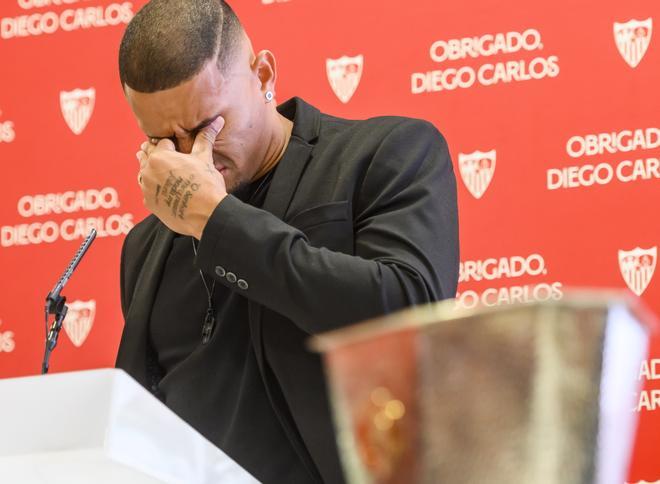 Diego Carlos: «El Sevilla ha cambiado la historia de mi vida»