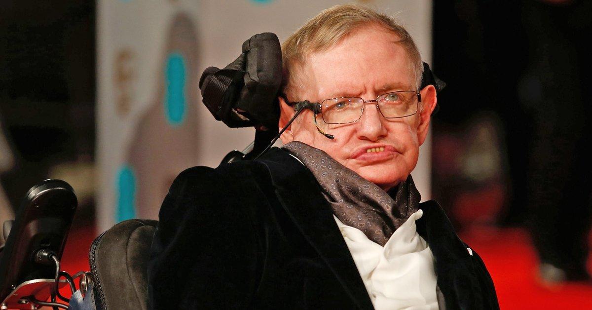Stephen Hawking habló sobre la ciencia de los penales Stephen Hawking habló sobre la ciencia de los penales