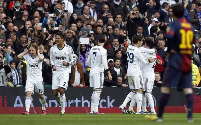 El Barça no reacciona y volvió a perder ante el Madrid El Barça no reacciona y volvió a perder ante el Madrid