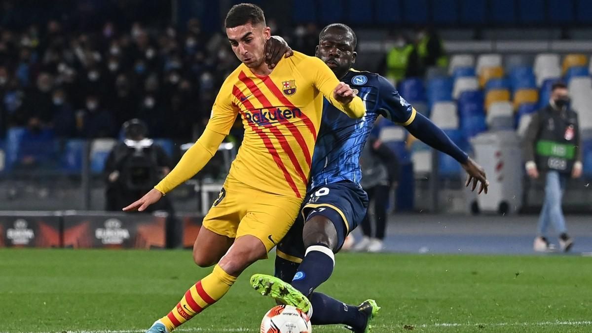 Koulibaly junto a Ferran Torres en la Europa League Koulibaly junto a Ferran Torres en la Europa League