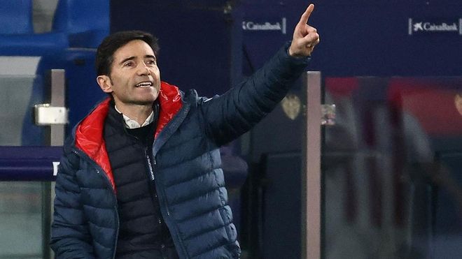 Marcelino, durante el partido ante el Levante Marcelino, durante el partido ante el Levante