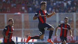 San Lorenzo de Almagro es líder en Argentina San Lorenzo de Almagro es líder en Argentina