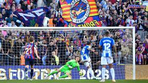 FC Barcelona - Espanyol | El penalti de Joselu