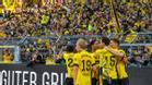Los jugadores del Dortmund celebran el tanto de la victoria ante el Schalke