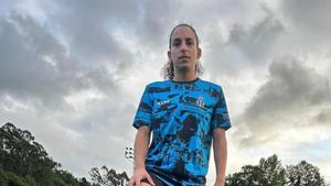Eli, antes de un entrenamiento con el Avilés