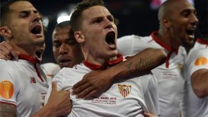 El Sevilla comenzó dominado y acabó, arrollador, ganando la final al Liverpool El Sevilla comenzó dominado y acabó, arrollador, ganando la final al Liverpool