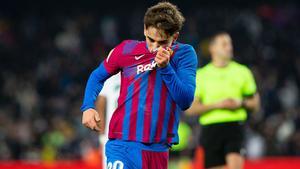 FC Barcelona - Elche: el golazo de Gavi en su estreno como goleador del Barça